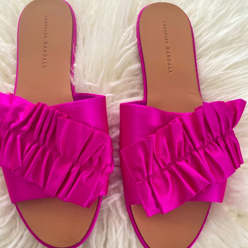 Loeffler Randall adorable PINK slides